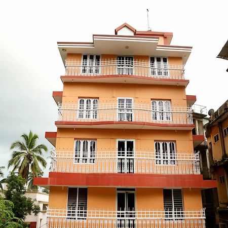 Oyo 9797 Hotel Vbee Plaza Thiruvananthapuram Εξωτερικό φωτογραφία