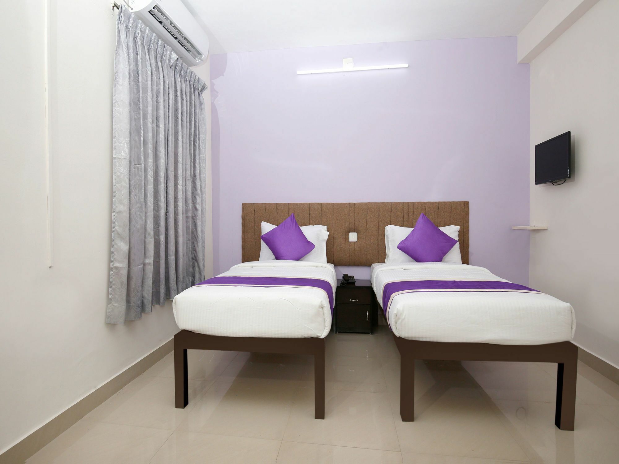 Oyo 9797 Hotel Vbee Plaza Thiruvananthapuram Εξωτερικό φωτογραφία