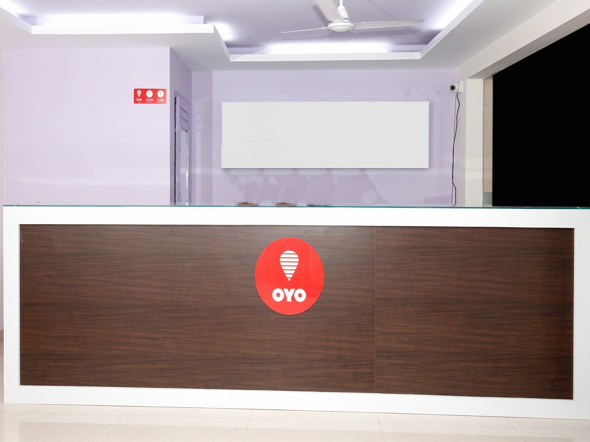Oyo 9797 Hotel Vbee Plaza Thiruvananthapuram Εξωτερικό φωτογραφία