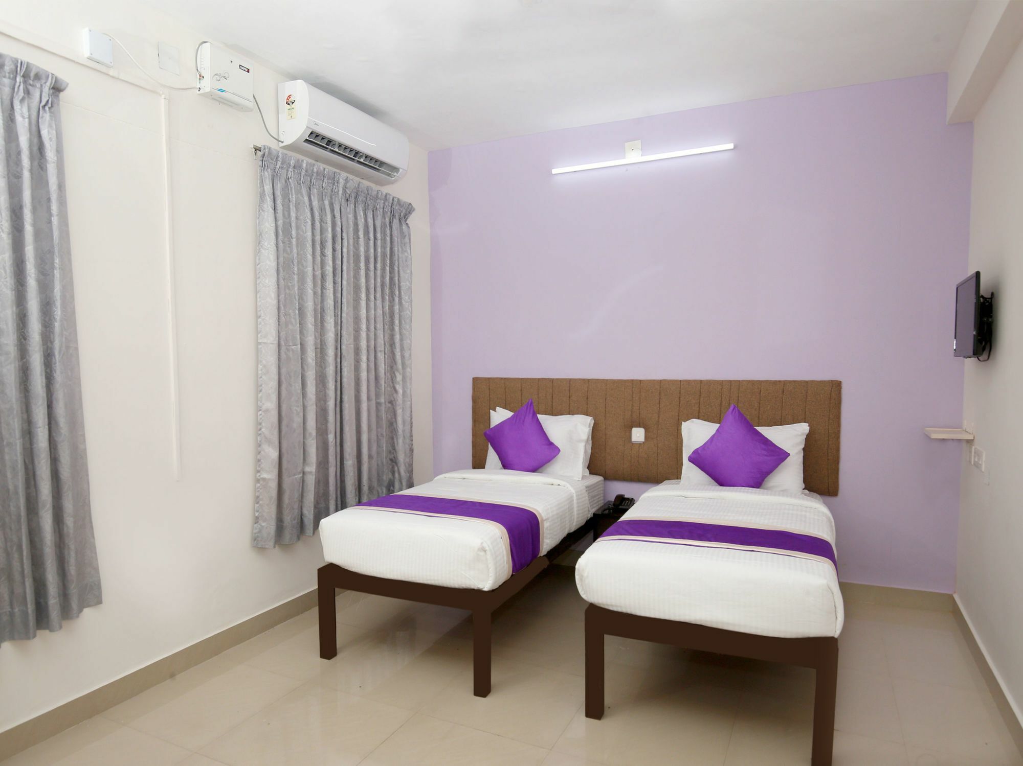 Oyo 9797 Hotel Vbee Plaza Thiruvananthapuram Εξωτερικό φωτογραφία