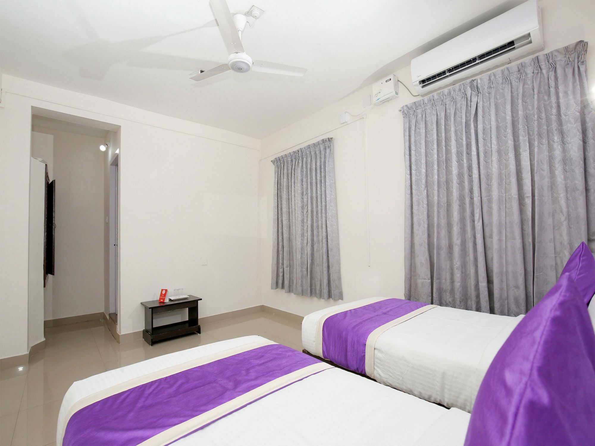 Oyo 9797 Hotel Vbee Plaza Thiruvananthapuram Εξωτερικό φωτογραφία