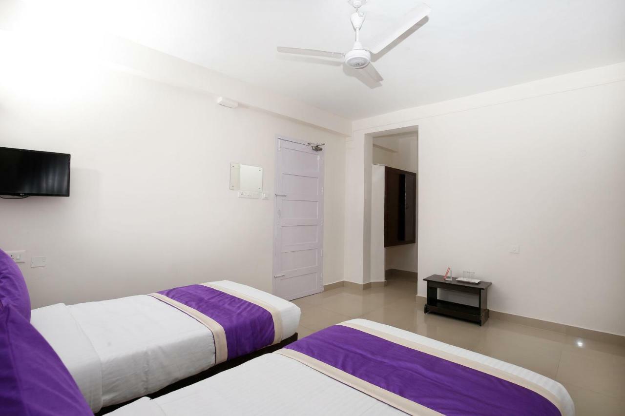 Oyo 9797 Hotel Vbee Plaza Thiruvananthapuram Εξωτερικό φωτογραφία